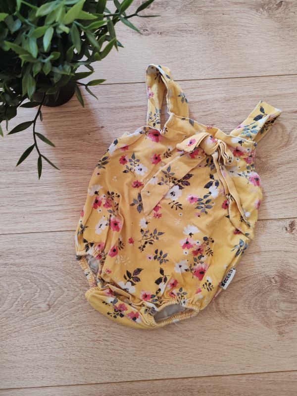 Barboteuse jaune fleuri Necix's 9 à 12 mois 🌸