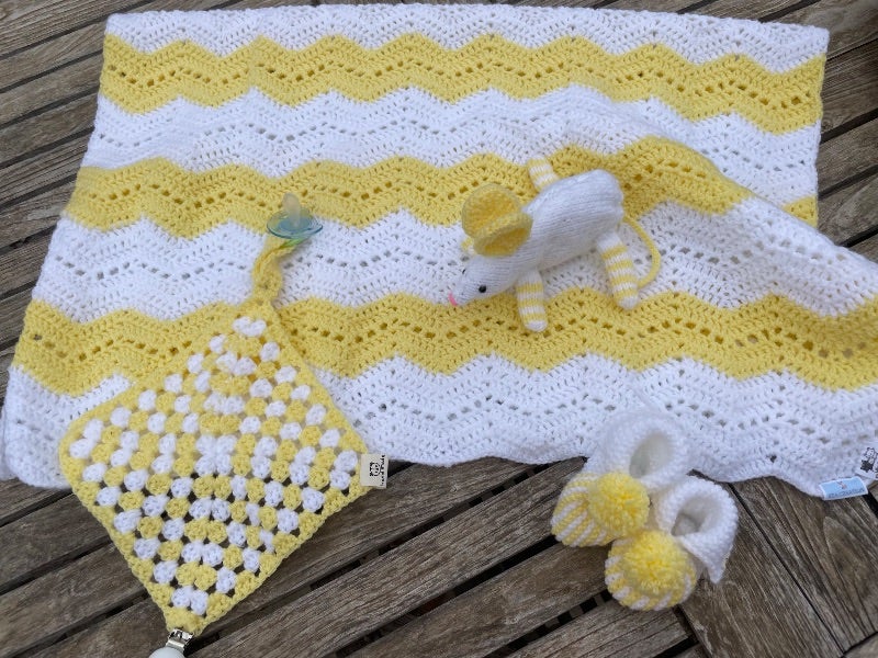 Ensemble bébé neuf