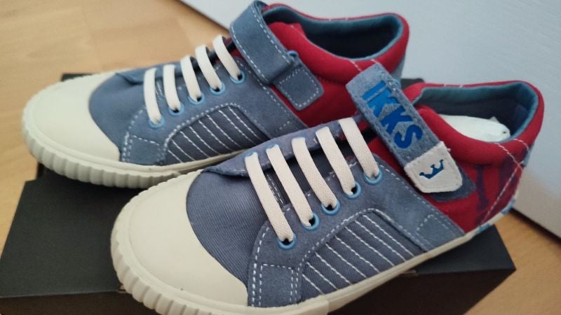 sneakers 33  ikks neuves