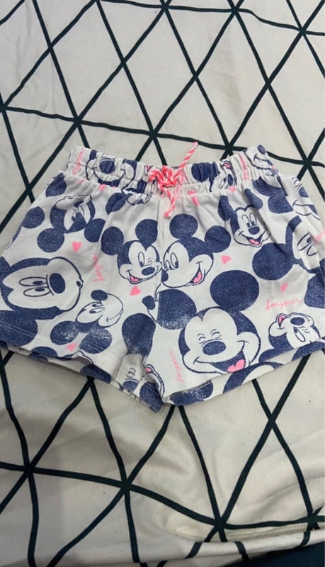 Lot 3 shorts