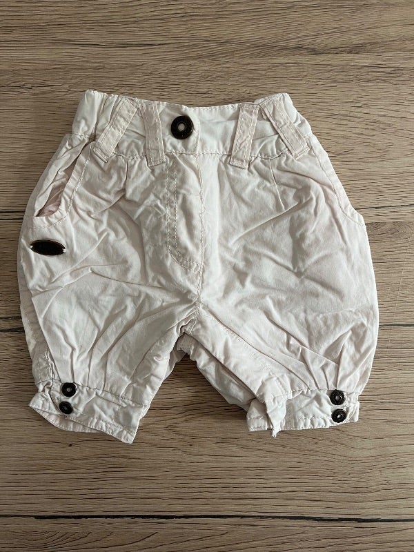 Short rose clair bébé