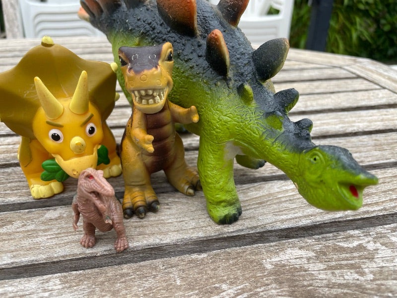 Lot dinosaures 🦕