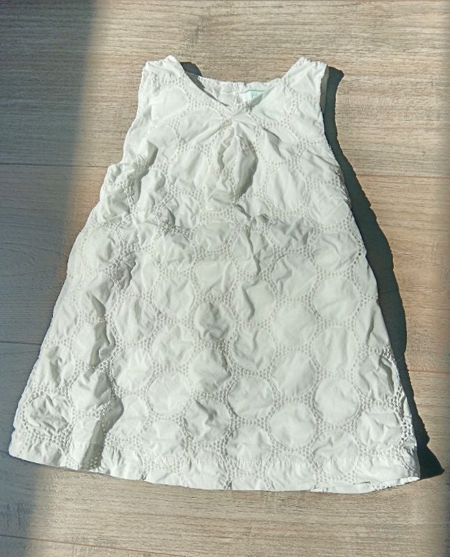 Robe blanche broderies Obaïbi 23 mois