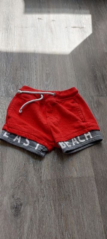 Short 2 ans