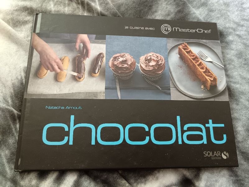 Livre chocolat 34 recettes neuf