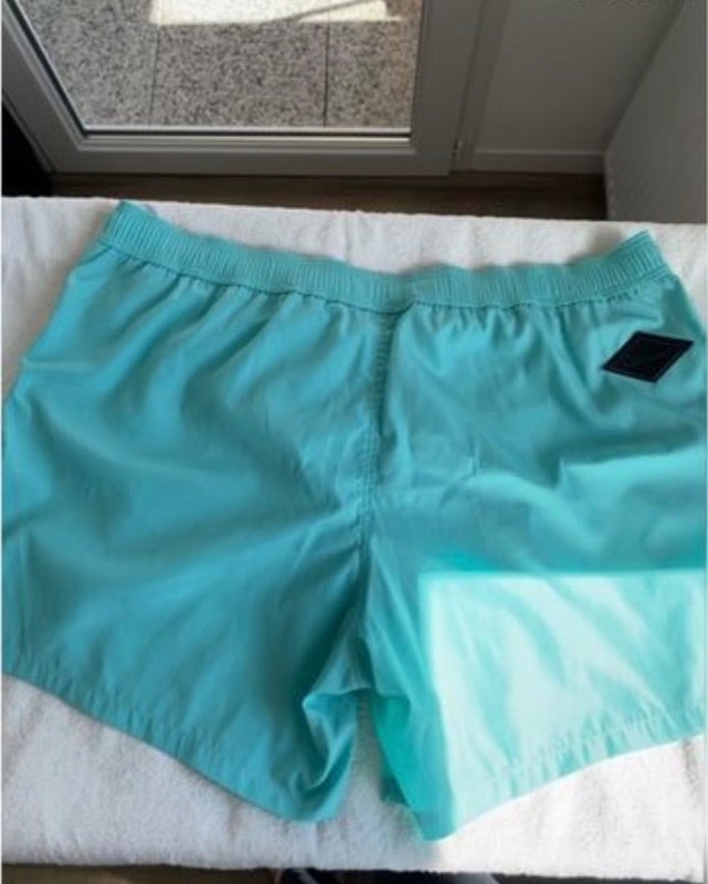 Short bleu replay taille XXL avec doublure